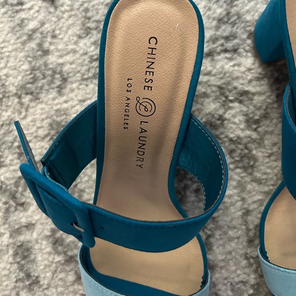 Chinese Laundry multicolored heels - Picture 2 of 4